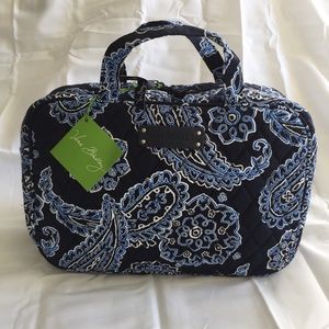 Vera Bradley Grand Cosmetic bag